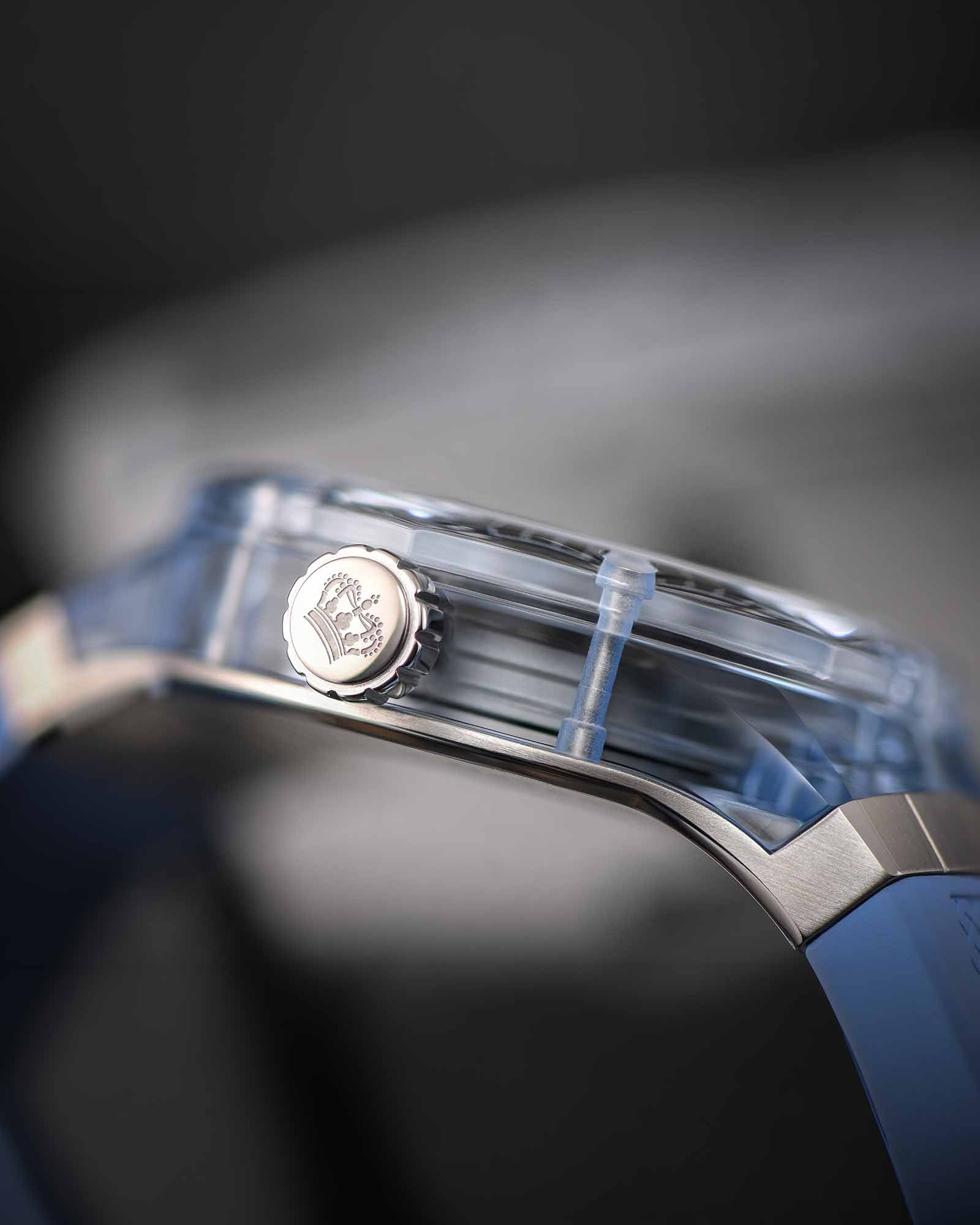 La Lumière Glass Automatic Ref. 3823 – Baby Blue
