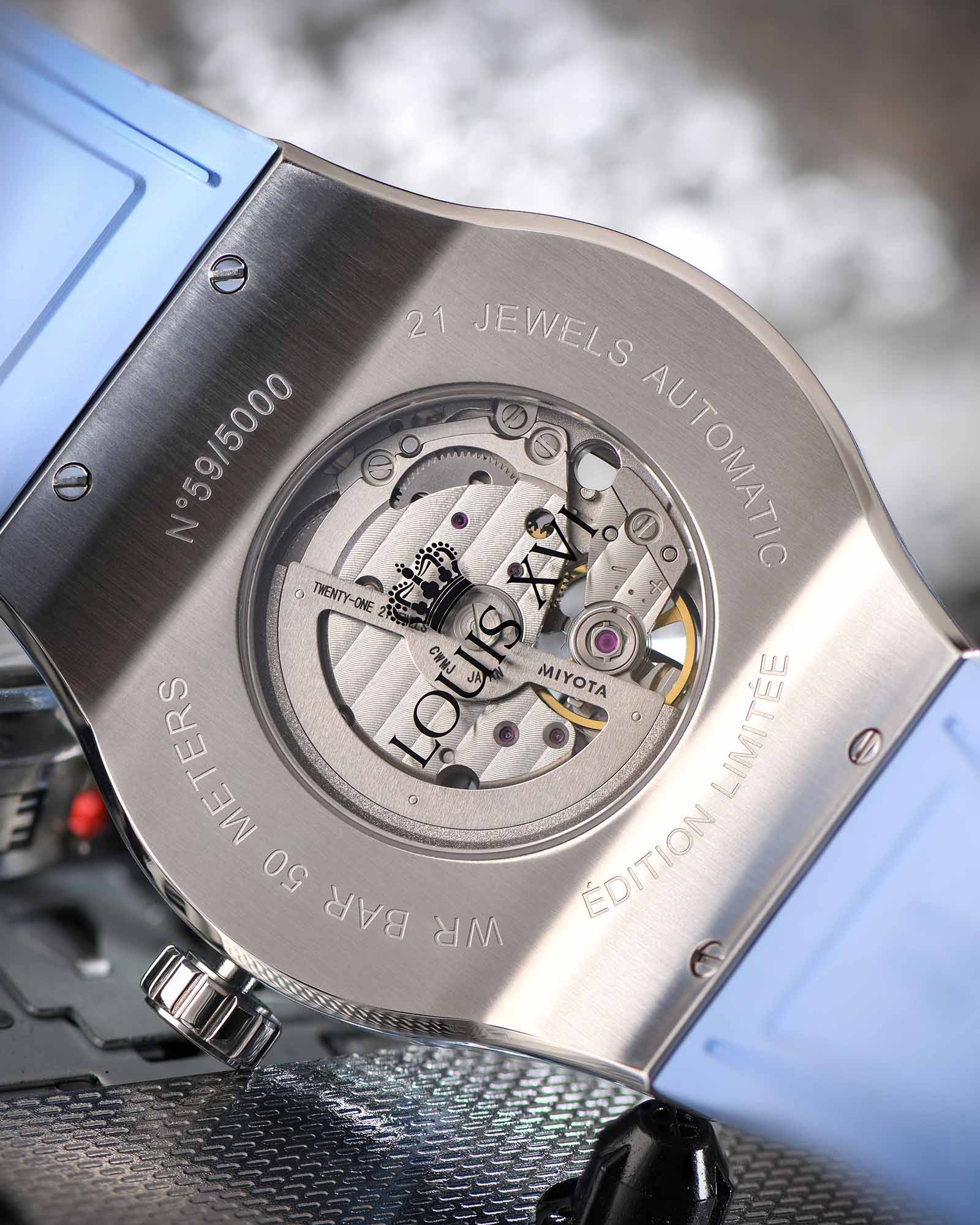 La Lumière Glass Automatic Ref. 3823 – Baby Blue
